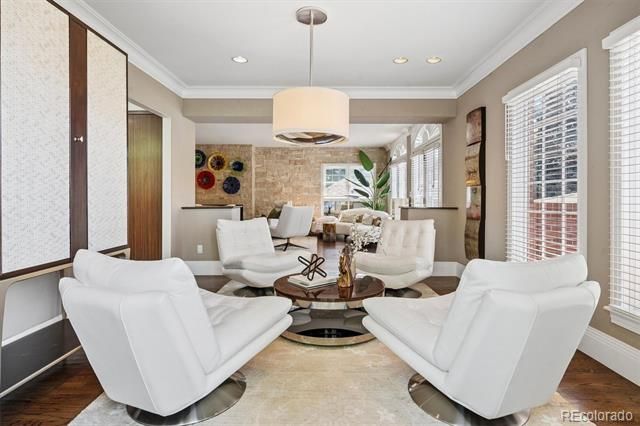 2960 E 4th Avenue, Denver, CO 80206