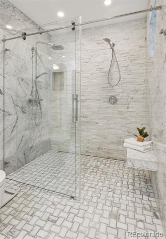 2960 E 4th Avenue, Denver, CO 80206