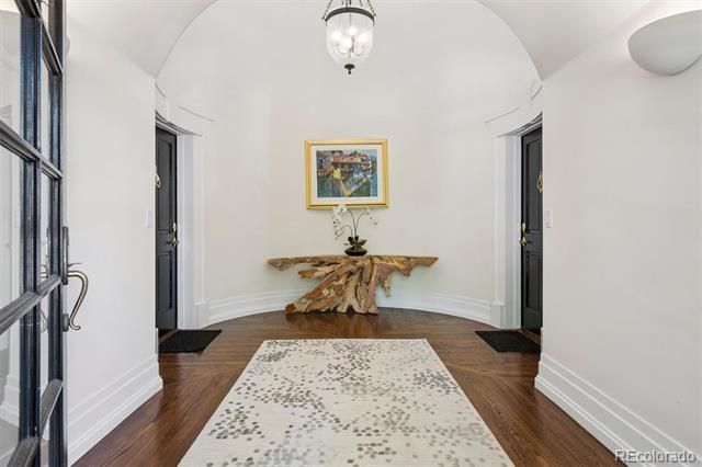 2960 E 4th Avenue, Denver, CO 80206