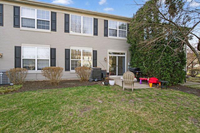 2263 Gallant Fox Circle, Montgomery, IL 60538