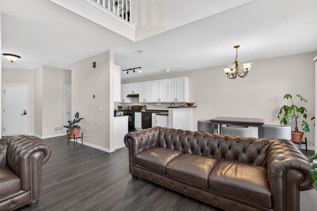 2263 Gallant Fox Circle, Montgomery, IL 60538