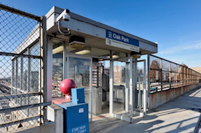 1121 S East Avenue 2, Oak Park, IL 60304