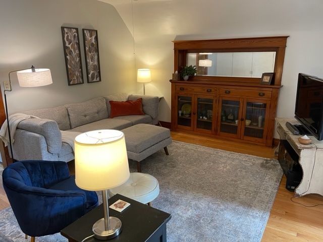 1121 S East Avenue 2, Oak Park, IL 60304