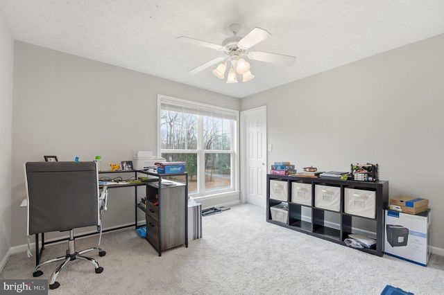 219 HOLLYSIDE DR, Ruther Glen, VA 22546