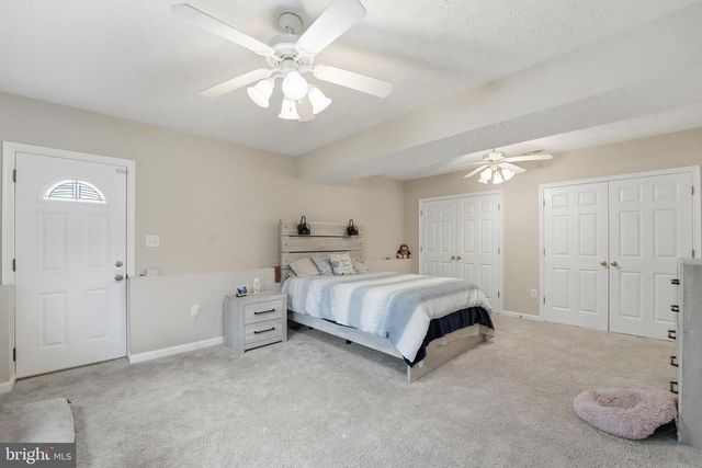 219 HOLLYSIDE DR, Ruther Glen, VA 22546