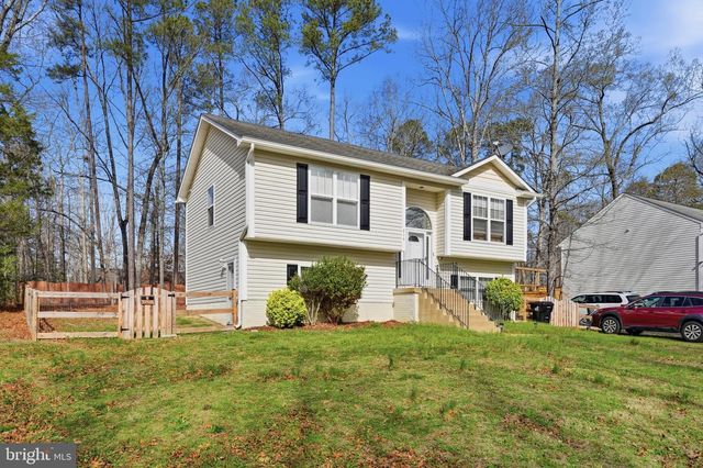 219 HOLLYSIDE DR, Ruther Glen, VA 22546