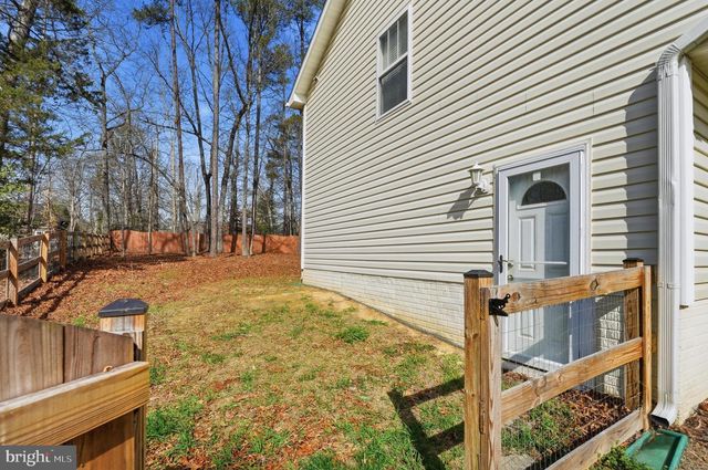 219 HOLLYSIDE DR, Ruther Glen, VA 22546