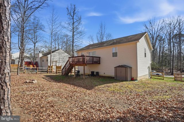 219 HOLLYSIDE DR, Ruther Glen, VA 22546