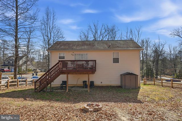 219 HOLLYSIDE DR, Ruther Glen, VA 22546