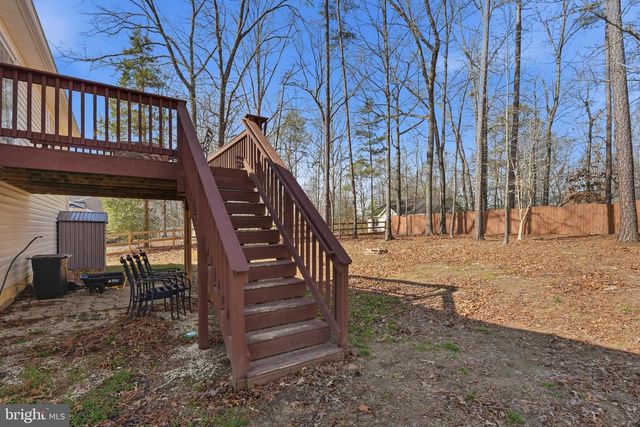 219 HOLLYSIDE DR, Ruther Glen, VA 22546