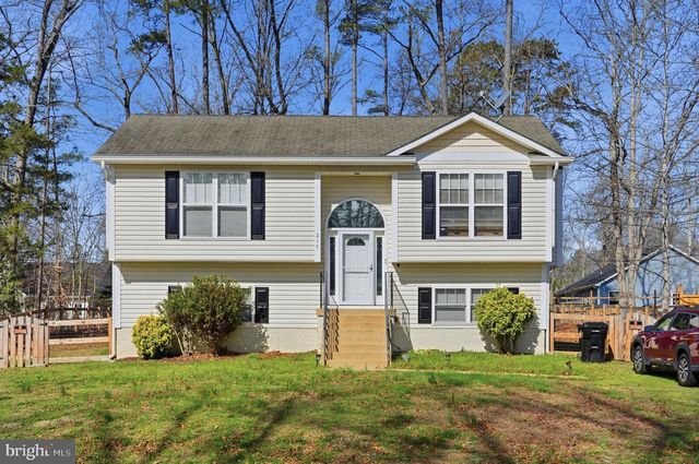 219 HOLLYSIDE DR, Ruther Glen, VA 22546