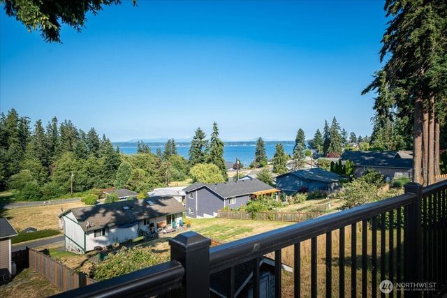 1229 SE Camano Drive, Camano Island, WA 98282