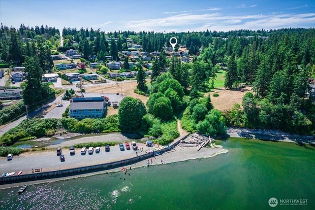 1229 SE Camano Drive, Camano Island, WA 98282