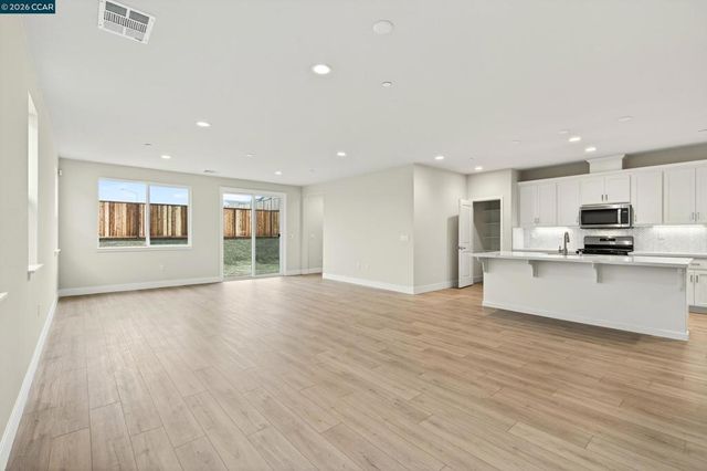 5609 Majestic Oak Way, Antioch, CA 94531