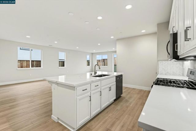 5609 Majestic Oak Way, Antioch, CA 94531