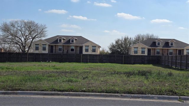 0 Clay Street, Brenham, TX 77833