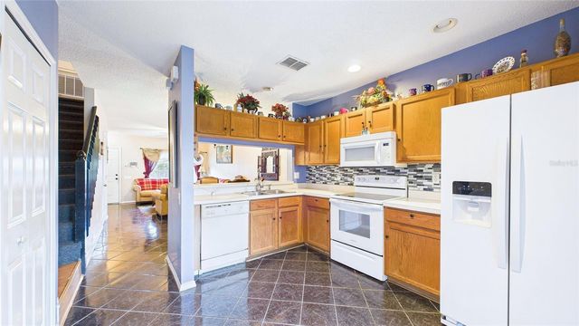 1250 REDONDO WAY, Wesley Chapel, FL 33543