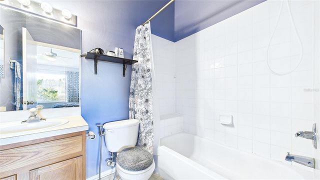 1250 REDONDO WAY, Wesley Chapel, FL 33543