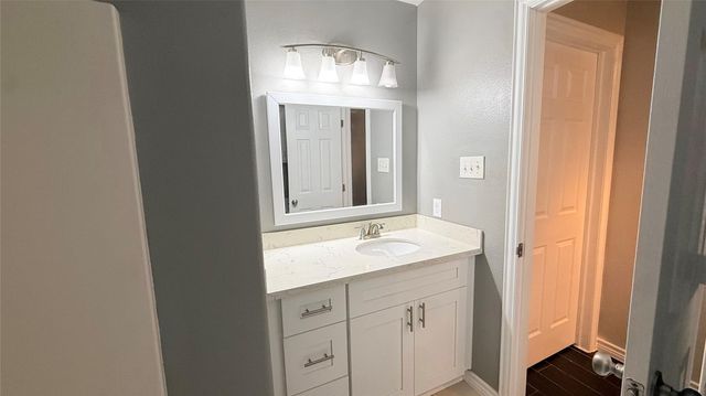 2617 Redfish Drive, Texas City, TX 77591