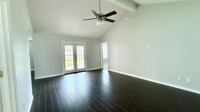 2617 Redfish Drive, Texas City, TX 77591