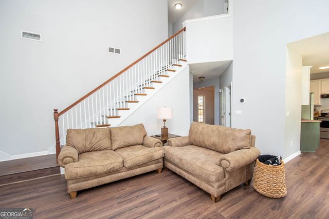 83 Margaret Way, Hogansville, GA 30230