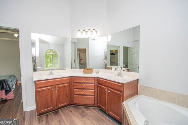 83 Margaret Way, Hogansville, GA 30230