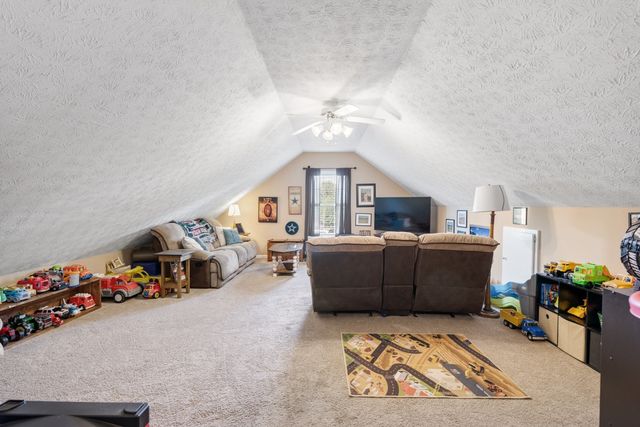 425 Remington Ave, Gallatin, TN 37066