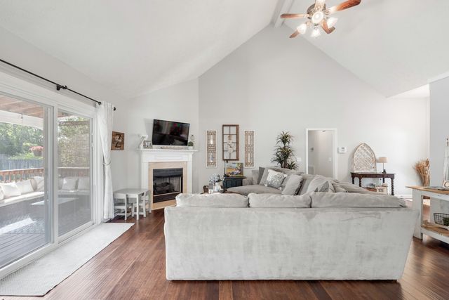 425 Remington Ave, Gallatin, TN 37066