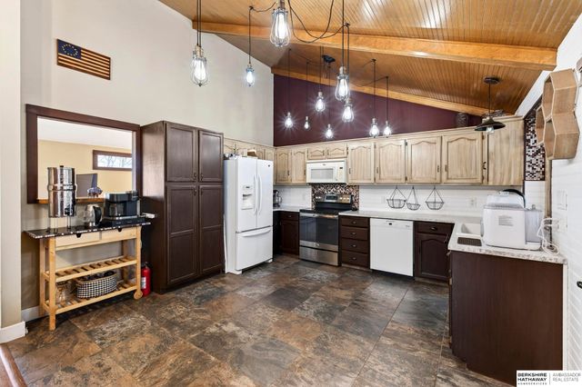 3626 S 155th Street, Omaha, NE 68144