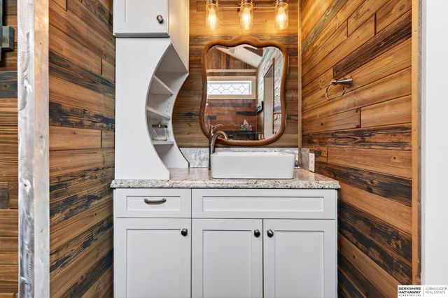 3626 S 155th Street, Omaha, NE 68144