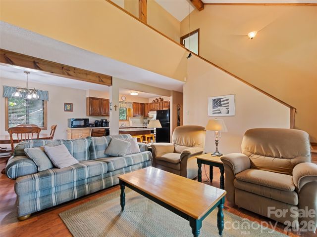 1672 Summit Drive, Maggie Valley, NC 28751