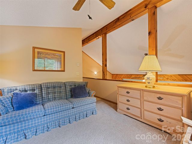1672 Summit Drive, Maggie Valley, NC 28751