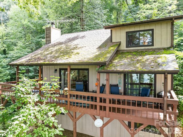 1672 Summit Drive, Maggie Valley, NC 28751