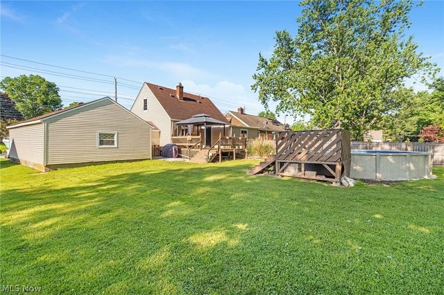 3710 W Pleasant Valley Road, Parma, OH 44134