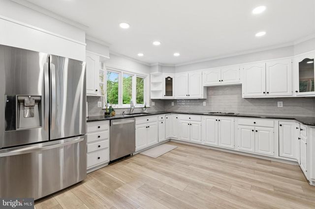 12100 DREWS CT, Potomac, MD 20854