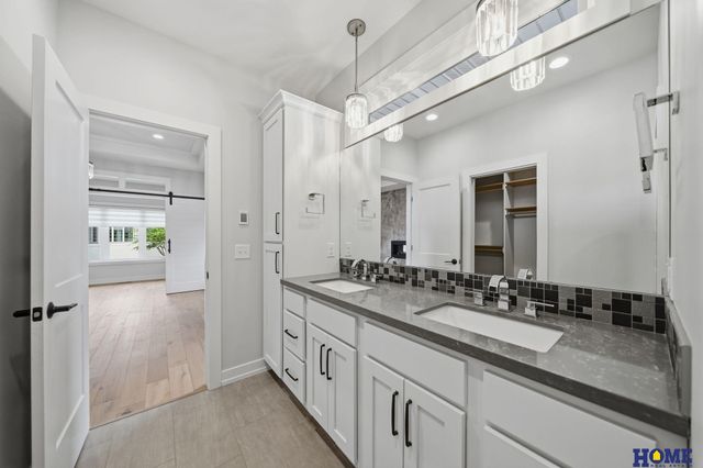 6141 S 97th Street, Lincoln, NE 68520