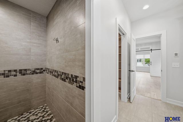 6141 S 97th Street, Lincoln, NE 68520