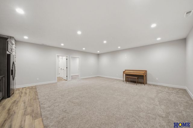 6141 S 97th Street, Lincoln, NE 68520