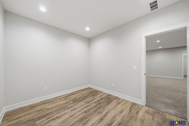 6141 S 97th Street, Lincoln, NE 68520