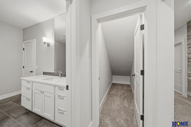 6141 S 97th Street, Lincoln, NE 68520