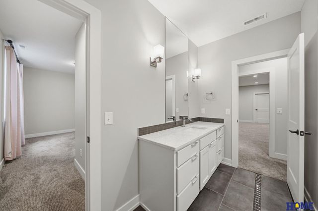 6141 S 97th Street, Lincoln, NE 68520
