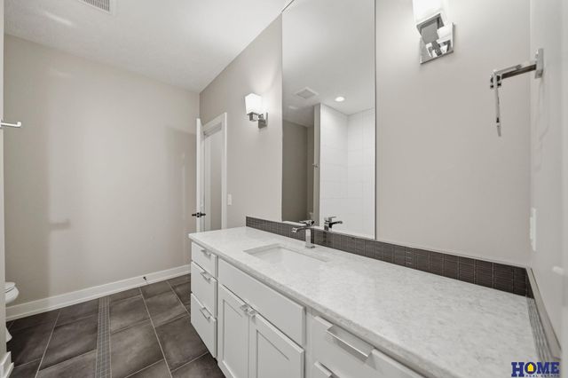 6141 S 97th Street, Lincoln, NE 68520