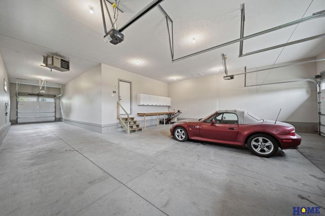 6141 S 97th Street, Lincoln, NE 68520