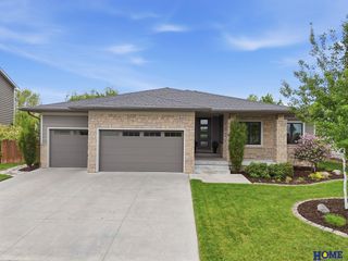 6141 S 97th Street, Lincoln, NE 68520