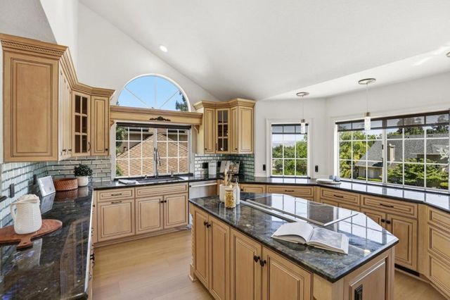 1035 Appian Way, Morgan Hill, CA 95037