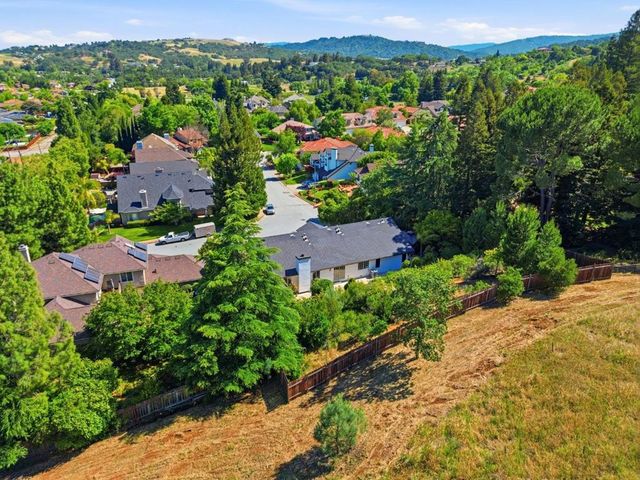 1035 Appian Way, Morgan Hill, CA 95037
