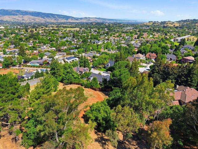 1035 Appian Way, Morgan Hill, CA 95037