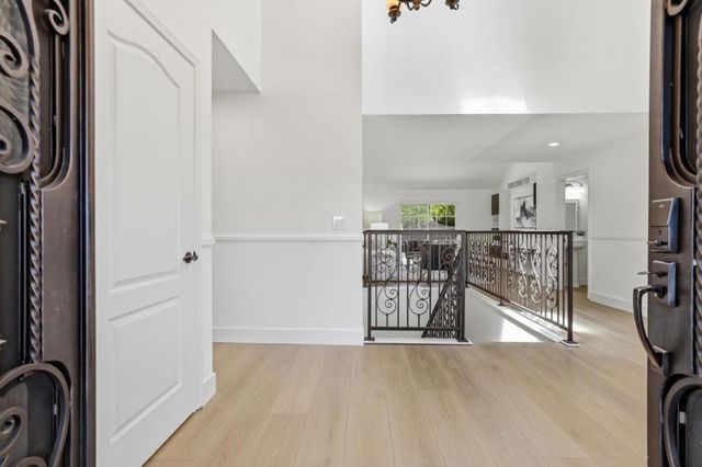 1035 Appian Way, Morgan Hill, CA 95037
