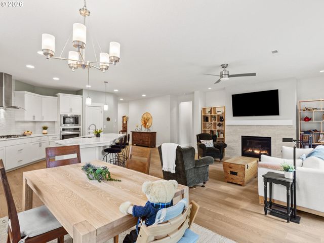 17502 Ne 77TH St, Vancouver, WA 98682