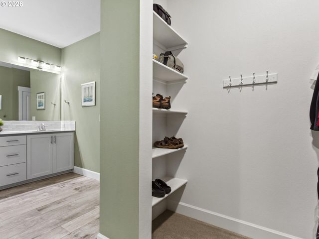 17502 Ne 77TH St, Vancouver, WA 98682